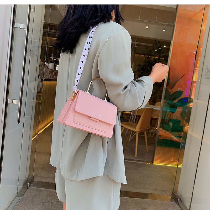 Small Trendy Fashion Messenger Handbag - GRANTED STUDIOS